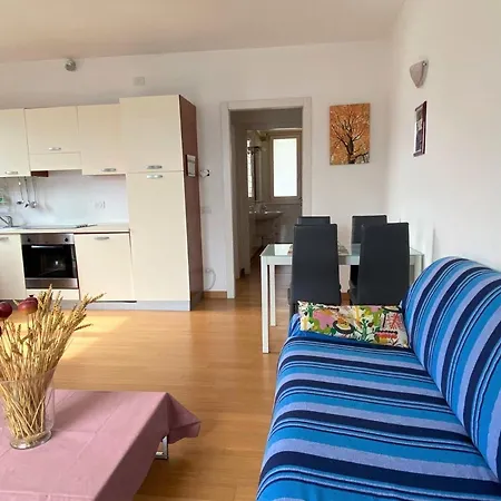 The Silver With Terrace View Apartment Argegno